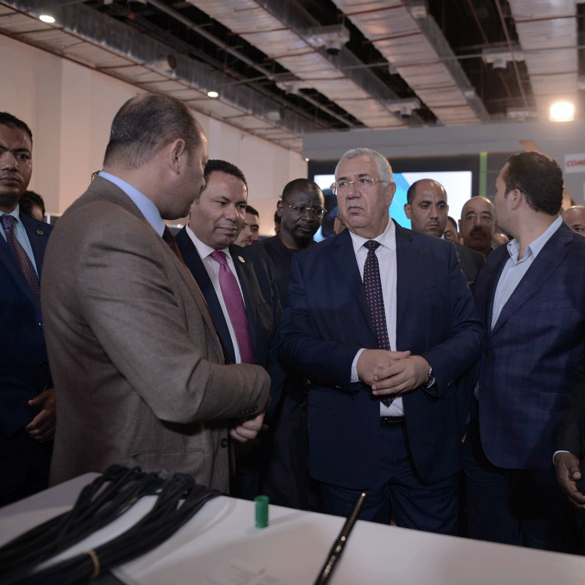 The Minister of Agriculture’s visit to the Nile Drip pavilion at the Sahara Exhibition